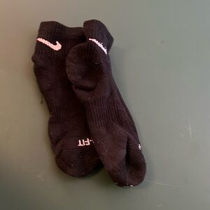 Unisex size 8 black Nike dri-fit socks